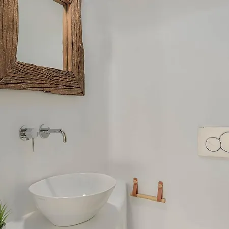 Myconian Caulk * 卡拉法蒂斯