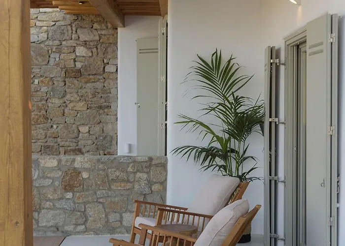 Myconian Caulk 卡拉法蒂斯